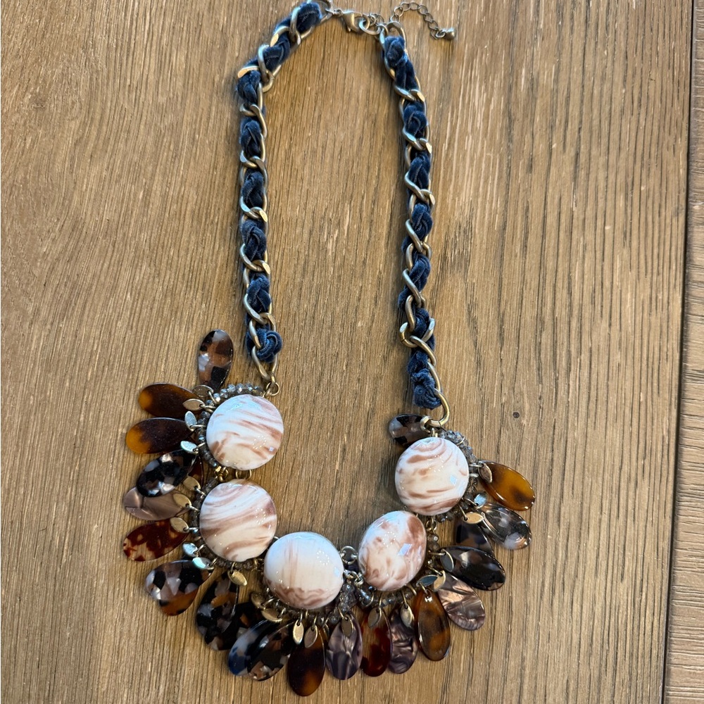 Elegant Brown and Gold Statement Necklace from Anthropologie